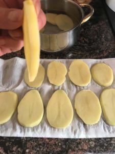 patatas con bechamel y jamón de forma tradicional en Las Recetas de Angy